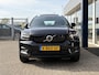 Volvo XC40 Recharge P8 AWD R-Design / Automaat / NL-Auto / Dealer-Onderhouden / Open-Panodak / Pilot-Assist / Warmtepomp / Standkachel / Stuur- en Stoelverwarming / Elektr.-Wegklapbare Trekhaak / LED / Keyless / Dodehoek-Detectie / Elektr.-Achterklep / Apple-Carplay & Android-Auto / DAB Radio-Bluetooth / Navi / PDC V+A / 19'' LMV / ENZ.