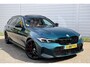 BMW 3-Serie Touring 330e*M-Pakket*Dak*Trekhaak*112Dkm**Keyless*2023*Boston Green*INDIVIDUAL*