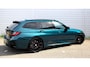 BMW 3-Serie Touring 330e*M-Pakket*Dak*Trekhaak*112Dkm**Keyless*2023*Boston Green*INDIVIDUAL*