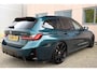 BMW 3-Serie Touring 330e*M-Pakket*Dak*Trekhaak*112Dkm**Keyless*2023*Boston Green*INDIVIDUAL*
