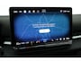 Volkswagen T-Roc 1.5 eTsi 150pk DSG R-Line First Edition Trekhaak Camera Keyless Stoelverwarming Virtual Cockpit Carplay