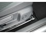 Volkswagen T-Roc 1.5 eTsi 150pk DSG R-Line First Edition Trekhaak Camera Keyless Stoelverwarming Virtual Cockpit Carplay
