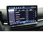 Volkswagen T-Roc 1.5 eTsi 150pk DSG R-Line First Edition Trekhaak Camera Keyless Stoelverwarming Virtual Cockpit Carplay