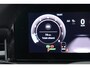 Volkswagen T-Roc 1.5 eTsi 150pk DSG R-Line First Edition Trekhaak Camera Keyless Stoelverwarming Virtual Cockpit Carplay