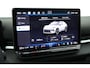 Volkswagen T-Roc 1.5 eTsi 150pk DSG R-Line First Edition Trekhaak Camera Keyless Stoelverwarming Virtual Cockpit Carplay