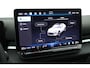 Volkswagen T-Roc 1.5 eTsi 150pk DSG R-Line First Edition Trekhaak Camera Keyless Stoelverwarming Virtual Cockpit Carplay