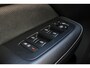 Volvo V60 T6 AWD R-Design | Elektrisch verstelbare bestuurdersstoel met geheugen | Adaptive Cruise Control & Pilot Assist | Premium Audio by Bowers & Wilkins | Head-up display | Rondomzicht camera | Voorstoelen en stuurwiel verwarmd | Achterbank verwarmd | Koplampen adaptief | Trekhaak semi elektrisch | Keyless entry & drive | Dodehoekdetectie met correctie | Apple Carplay & Android Auto | Extra getint glas | Standkachel |