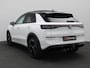 Volkswagen T-Roc 1.5 eTsi R-Line First Edition 150PK DSG Pano-Schuifdak, Trekhaak, Black Style, 20" LM Velgen, Keyless, Side Asisst, Matrix LED-Verlichting, Achteruitrijcamera