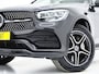 Mercedes-Benz GLC 300e 4MATIC AMG Full Black | Panoramadak | Treeplanken | Camera | Virtual | Sportstuur | Cruise | DAB | Carplay