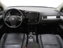 Mitsubishi Outlander 2.0 PHEV Instyle | Schuifdak | Trekhaak | Leder | Keyless | Camera | Stoelverwarming | Cruise