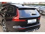 Volvo V60 T6 Recharge AWD R-Design | Panoramadak | Trekhaak | Stoelverwarming | BLIS | Pilot Assist | Harman / Kardon | Glossy Black