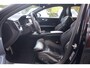 Volvo V60 T6 Recharge AWD R-Design | Panoramadak | Trekhaak | Stoelverwarming | BLIS | Pilot Assist | Harman / Kardon | Glossy Black