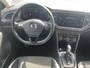 Volkswagen T-Roc 1.5 TSI Sport / Keyless Entry & Start  / Achteruitrijcamera / Apple Carplay & Android Auto  / DAB Radio  / Elektrische achterklep  / Lichtmetalen velgen 17”  /