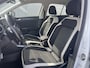 Volkswagen T-Roc 1.5 TSI Sport / Keyless Entry & Start  / Achteruitrijcamera / Apple Carplay & Android Auto  / DAB Radio  / Elektrische achterklep  / Lichtmetalen velgen 17”  /