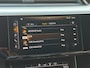 Audi E-tron 55 quattro advanced Pro Line Plus 95 kWh | Panoramadak | B&O | Trekhaak | Leer | Dealer onderhouden | Achteruitrijcamera | Audio installatie premium | Camera voor
