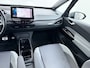 Volkswagen ID.3 First Plus 62kWh Trekhaak Navi-Pro Adap.Cruise Camera Matrix led 19" Ecc Apple Carplay Android Auto SOH 91% Stoel+Stuurverwarming Lmv Privacy Glas Keyless Rijstrooksensor Origineel Nederlandse Auto  € 44.000 nieuw!