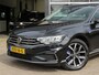 Volkswagen Passat 1.4 TSI PHEV GTE BNS / Stoelverw. / 17 Inch / Camera / Elec. achterklep / BOVAG garantie