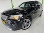 BMW X1 XDRIVE28I EXECUTIVE / 6-cilinder / Camera / Afneembare trekhaak / 18 inch / Automaat / Boekjes en documenten aanwezig.