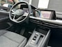 Volkswagen Golf 1.0 eTSI Life /DIGTAAL Cockpit/CAMERA/CARPLAY/SFEERVERLICHTING!!