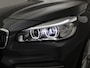 BMW 2-Serie Active Tourer 225i H.E. 230 PK AUT. *81.089 KM / ORIG. NL* + CARPLAY | HEAD-UP | LEDER | SFEERVERL. | STOELVERW.