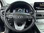 Hyundai Kona Electric EV FASHION 39 kWh | SoH 95% | TREKHAAK voor FIETSENDRAGER | DODEHOEK DETECTIE | PDC | 3 FASEN | WARMTEPOMP | CAMERA | CLIMA | CRUISE ADAPT. | NAVI | PRIVACY GLASS | DAKRAILING | APPLE CAR PLAY & ADROID AUTO |