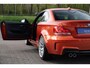 BMW 1-Serie Coupé 3.0i M|1M E82 M-Sport|1 Eigenaar|UNIEK|Valencia Orange|Xenon|Leder|Cruise|Dealer Onderhouden
