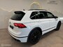 Volkswagen Tiguan 1.5 TSI 3x R-Line Panorama/Black Style/Trekhaak