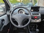 Peugeot 107 1.0 Access Accent 5-Deurs! Airco! LMV Velgen! NAP! Leuke/Nette Auto!