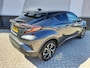 Toyota C-HR / C-HR+ 1.8 Hybrid Bi-Tone met Premium Pack Navi ECC Dode hoek detectie Stoelverw PDC v+a