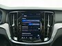 Volvo V60 T8 455pk AWD Ultra Dark / HUD / Sportleder / Gelaagde ruiten / Schuif/- kanteldak / ACC / Memory / H&K audio /