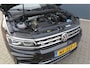 Volkswagen Tiguan 1.4 TSI 92kw 125pk R-Line Connected Series, Trekhaak afneembaar , Lane assist, Cruise control , Carplay , Navi, PDC, Achteruitrijcamera , LMV. Parkeerassistent . etc