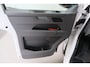 Volkswagen Transporter 2.0 TDI L2H1 150PK 28 Automaat - N.A.P. Airco, Cruise, Navi, PDC.