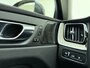 Volvo XC60 T8 390pk AWD Inscription / Harman Kardon audio / Panorama dak / Trekhaak / BLIS / Keyless entry / Elektrisch verstelbare stoelen /