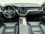Volvo XC60 T8 390pk AWD Inscription / Harman Kardon audio / Panorama dak / Trekhaak / BLIS / Keyless entry / Elektrisch verstelbare stoelen /