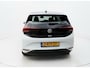 Volkswagen ID.3 First 58 kWh 2020 – Trekhaak – SOH 89% – 4-Seizoensbanden - Incl. MOBA Certificaat – Wit