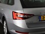 Skoda Superb Combi 1.4 TSI iV Business Edition 218PK PHEV | Navigatie | Parkeersensoren | Stoelverwarming | Keyless entry |