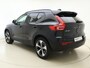 Volvo XC40 B3 177pk Plus Dark / Elektrische verstelbare stoelen / 360 graden camera / Harman kardon audio / Keyles enrty / All-season banden / 19''velgen /