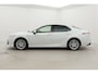 Toyota Camry 2.5 Hybrid Executive | Leder | Head-up display | JBL | Navigatie | Stoelverwarming | Dodehoek detectie | Keyless | Adaptive Cruise | Parkeersensoren voor/achter | Camera | 18 inch