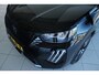 Peugeot e-2008 EV Allure Avantage 54 kWh | Adapt. Cruise | 360 Camera | Navigatie | Carplay | Climate | Keyless | LED | LMV |