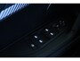 Peugeot e-2008 EV Allure Avantage 54 kWh | Adapt. Cruise | 360 Camera | Navigatie | Carplay | Climate | Keyless | LED | LMV |