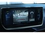Peugeot e-2008 EV GT 50 kWh | Adapt. Cruise | Leder | Stoelverwarming | Camera | Navi | Carplay | Climate | Keyless | LED | Dodehoekbewaking