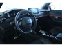 Peugeot e-2008 EV GT 50 kWh | Adapt. Cruise | Leder | Stoelverwarming | Camera | Navi | Carplay | Climate | Keyless | LED | Dodehoekbewaking
