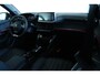 Peugeot e-2008 EV GT 50 kWh | Adapt. Cruise | Leder | Stoelverwarming | Camera | Navi | Carplay | Climate | Keyless | LED | Dodehoekbewaking