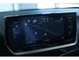 Peugeot e-2008 EV GT 50 kWh | Adapt. Cruise | Leder | Stoelverwarming | Camera | Navi | Carplay | Climate | Keyless | LED | Dodehoekbewaking
