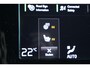 Volvo XC40 2.0 B4 Inscription | Harman Kardon Audio | Achteruitrijcamera | Lederen Bekleding | Trekhaak | Lichtmetalen Velgen 19 inch | Verwarmde Voorruit | Navigatie | BLIS | Keyless Entry