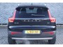 Volvo XC40 2.0 B4 Inscription | Harman Kardon Audio | Achteruitrijcamera | Lederen Bekleding | Trekhaak | Lichtmetalen Velgen 19 inch | Verwarmde Voorruit | Navigatie | BLIS | Keyless Entry