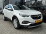 Opel Grandland X 1.2 Turbo 130 PK Innovation+ | TREKHAAK| PANORAMADAK| STOELVERKOELING| STUUR, STOEL, VOORRUIT EN ACHTERBANKVERWARMING| CAMERA + SENSOREN| LEDEREN BEKLEDING| DODEHOEK DETECTIE| LED|