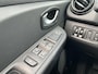 Renault Clio 0.9 TCe Limited | Navigatie | Parkeersensoren Achter | Airco | Cruise Control |