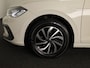 Volkswagen Polo 1.0 TSI Life Edition 95 pk | Verlengde garantie | Navigatie via App | Parkeersensoren achter | Achteruitrijcamera | Adaptieve cruise control |