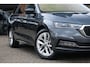 Skoda Octavia Combi 1.0 e-TSI Ambition|ACC|Camera|Stoelverwarming|Lane|Keyless